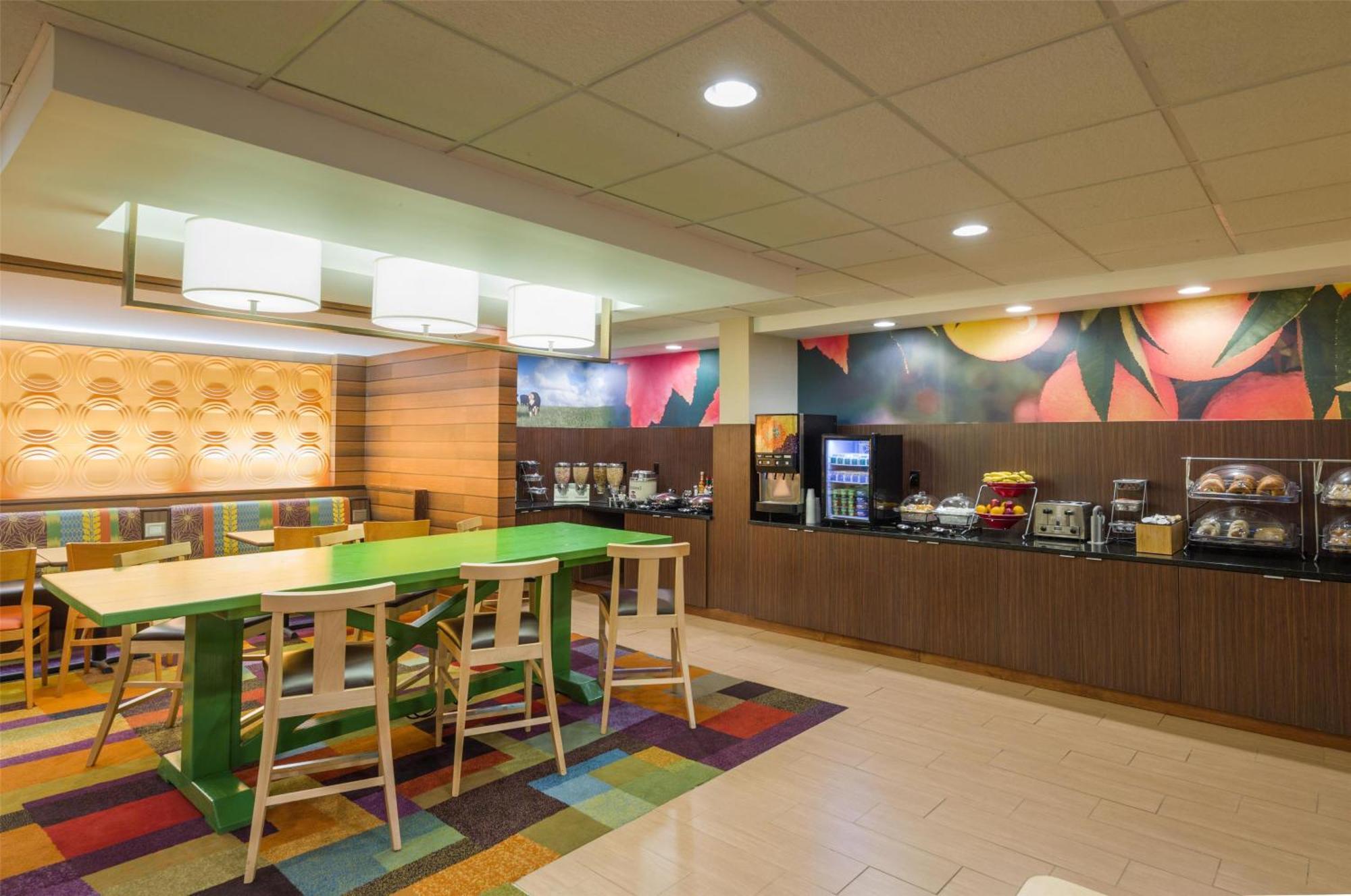 BW Allentown Bethlehem Lehigh Valley Inn & Suites Extérieur photo